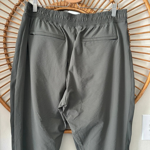Athleta textured Brooklyn jogger green size 14 - Picture 5 of 9